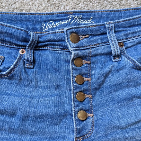 Universal Thread jean shorts - Picture 2 of 4